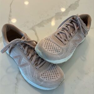 Women’s pink new balance fresh foam sneakers size 8